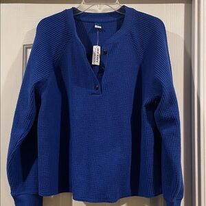 Old Navy Women's Royal Blue Crew Neck Sweater